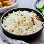 Bagi mereka yang menyukai masakan dengan cita rasa kaya rempah, bisa mencoba masakan dengan gaya Timur Tengah. Umumnya, masakan dan makanan Timur Tengah menggunakan rempah yang kuat sehingga menghadirkan cita rasa khas dan lezat dalam nuansa berbeda. Agar lebih maksimal, sebaiknya juga menyantap nasi dari beras basmati yang berasal dari India dan Pakistan. Seperti apa, ya, beras basmati itu? Simak dalam referensi berikut ini.