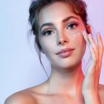 Semakin menua usia seseorang, maka semakin tinggi penggunaan produk skincare yang dibutuhkan. Jadi, sudah selayaknya perawatan wajah dilakukan sedini mungkin. Daripada bingung, kenali dulu beberapa jenis produk skincare dan cek dulu berbagai rekomendasi produknya dari BP-Guide. 