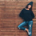 Warna hitam dianggap sebagai warna yang "aman" karena dapat dipakai kapan saja, di acara apa saja. Apa kamu termasuk salah satu penggemar warna gelap ini? BP-Guide punya sederet rekomendasi sweater hitam kece yang wajib ada di lemari kamu.