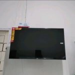 Memiliki TV yang menempel di dinding ternyata keren juga, lho. Tidak perlu disimpan dalam lemari karena TV ini dapat diletakkan di atas dinding dan di sesuaikan dengan desain rumahmu. Wah, ruangan rumah pasti semakin indah. Yuk, cari tahu TV merek apa saja yang direkomendasikan BP-Guide!