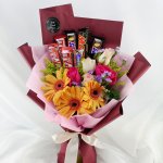 A chocolate hamper is one thing...But a chocolate bouquet? So whether you can’t be with a loved one for their birthday, or you want to arrange for a surprise knock at mum’s door this Mother’s Day, why not send a Chocolate bouquet with flowers?  Behold, our tried and tested pick of the 10 best Chocolate Bouquets with Flowers