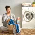 Mengenakan pakaian yang bersih dapat memberikan kenyamanan bagi yang mengenakannya. Itu sebabnya kamu membutuhkan mesin cuci Polytron yang hadir dengan berbagai teknologi sehingga membuatmus emakin efisien dalam mencuci pakaian. Yuk, cek dulu nih rekomendasinya dari BP-Guide!