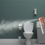 Kamar mandi berpotensi mengeluarkan bau tidak sedap. Jika begini, maka Anda tidak akan nyaman saat menggunakannya. Tenang saja, ada pewangi kamar mandi yang bisa mengusir semua bau tidak sedap. Simak rekomendasi pewangi kamar mandi dalam artikel BP-Guide berikut ini!