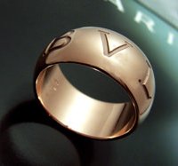 ブルガリ 指輪の結婚記念日プレゼント