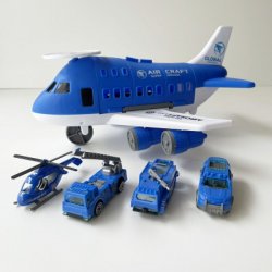 おもちゃの飛行機