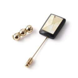 アネモネ ブローチ