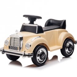 乗れる車のおもちゃ