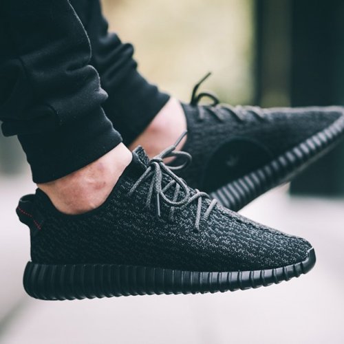 Foto sepatu hotsell adidas yeezy