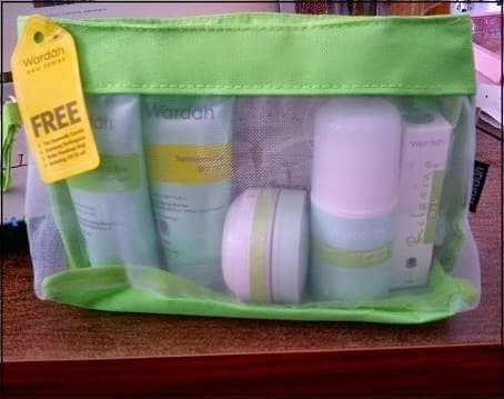 Akan Berangkat Umroh Ini 8 Rekomendasi Kosmetik Yang Pas Untuk Melindungi Kulit Di Tanah Suci