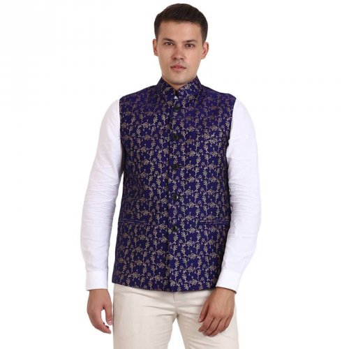 Versatile Ethnic Wear that Can Be Worn in Any Setting: Classic Nehru Jacket Combinations with Top Options Available Online (2021) Versatile Ethnic Wear That Can Be Worn In Any Setting: Classic Nehru Jacket Combinations With Top Options Available Online (2021)