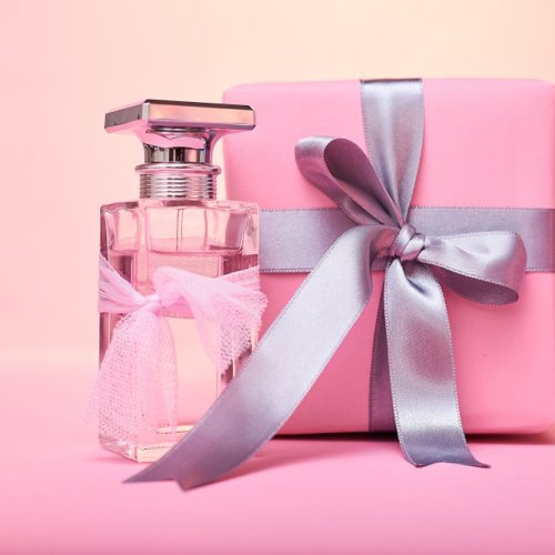 Gifting perfume best sale to boyfriend