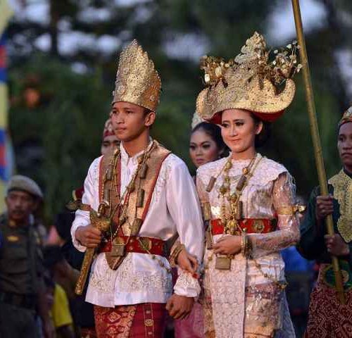 Baju Adat Sumatera Barat Kartun / Upacara adat sumatera ...