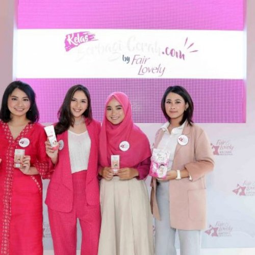 Mau Wajah Lebih Cerah Gunakan 4 Rekomendasi Kosmetik Glow Lovely Untuk Atasi Masalah Kulit Wajah 2021