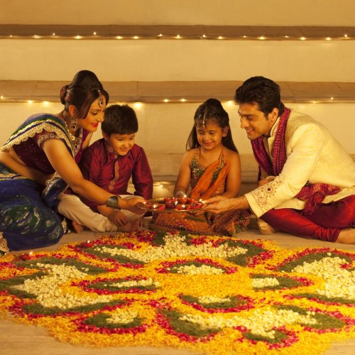 Light Up Your Marriage With These Traditional Diwali Gifts For Husband 2019 light up your marriage with these