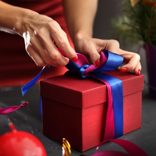 20 Birthday Gift Ideas For Friends - woodgeekstore-cacanhphuclong.com.vn