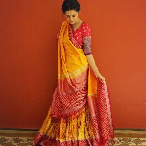 Festival or Parties, a Saree is Always the First Choice for Indian Women: 10 Stunning New Saree Design Patterns to Suit Every Taste in 2019 Festival or Parties, a Saree is Always the First Choice for Indian Women: 10 Stunning New Saree Design Patterns to Suit Every Taste in 2019