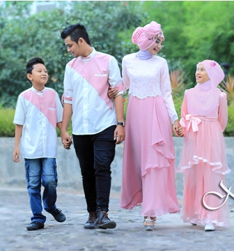Tampil Keren Dan Kompak Dengan 8 Pilihan Baju Muslim Couple Untuk Keluarga Harmonis