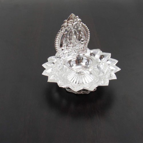 12 Perfect Silver Gift Items For Wedding That Everyone Will Love 