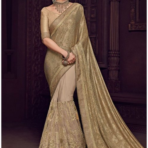 10 Gorgeous Sarees For Engagement That Will Make You The Most Beautiful Bride To Be 2019 The engagement ceremony represents the first time that the bride and groom are officially presented together. 10 gorgeous sarees for engagement that