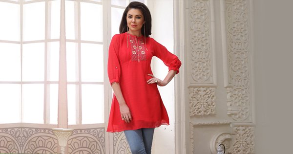 Buy Navy Blue & Red Printed Kurti With Palazzo online | Looksgud.in