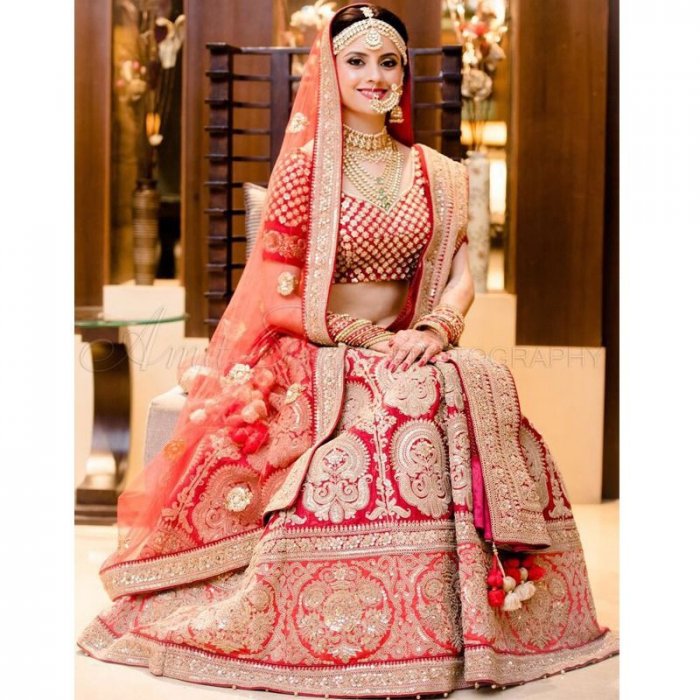 dulhan ke lehenga
