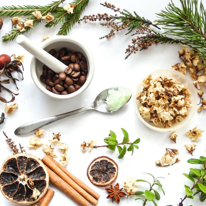 Cantik Alami Dengan 10 Kosmetik Tradisional Warisan Nenek Moyang