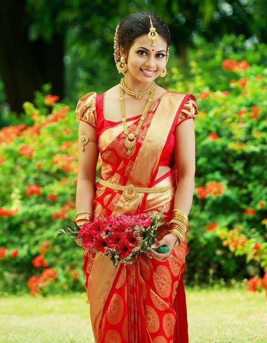 The Wedding Saree Is The Most Captivating Of All: Get Your Perfect Wedding  Outfit From Our Pick Of The 10 Most Popular Indian Wedding Sarees (2019)