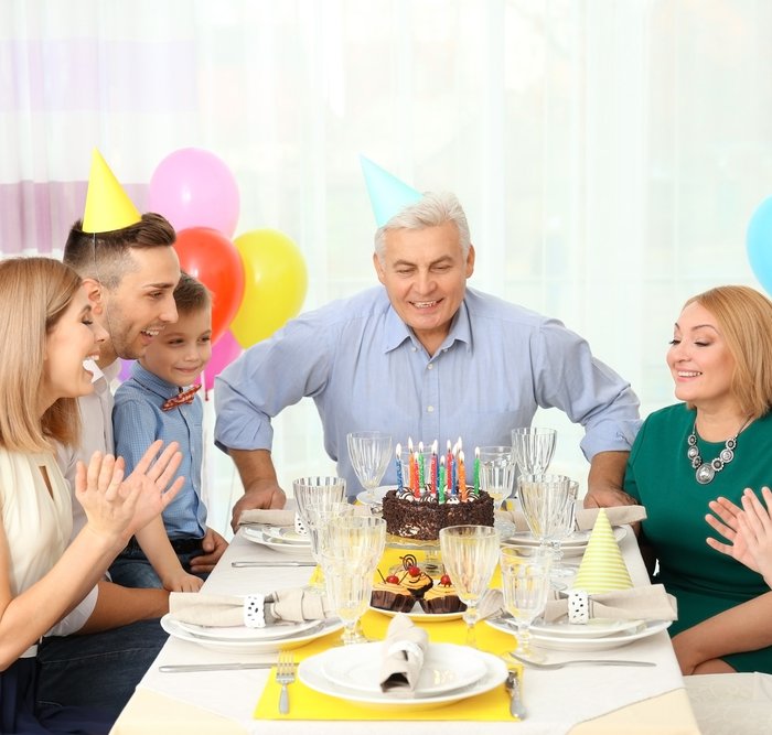 Gợi ý 10 món quà sinh nhật bố vợ ý nghĩa nhất năm 2022