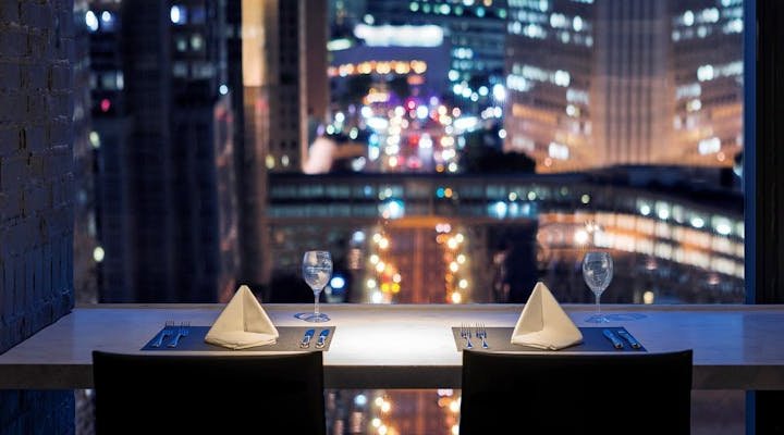 新宿・代々木で誕生日ディナーに人気のレストラン2025！東京の夜景が見えるレストランがおすすめ！