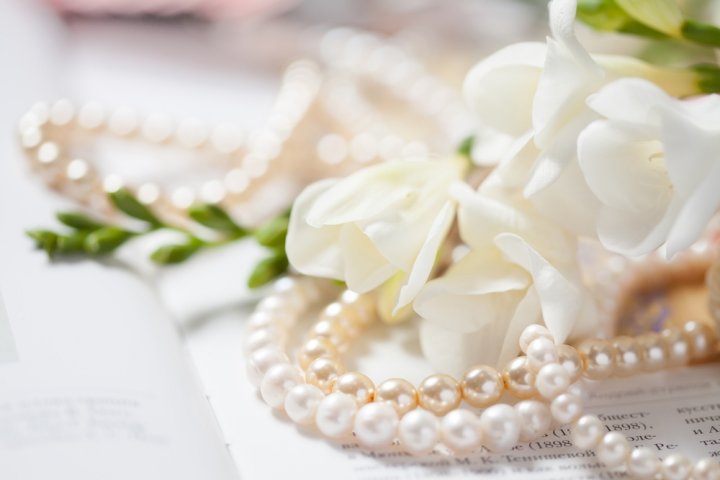 結婚記念日にぴったりのネックレス 人気ブランドランキング！結婚10周年のスイートテンダイヤモンドのプレゼントにもおすすめ【2023年最新情報】