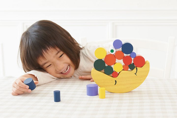 2歳の誕生日プレゼント向きの知育玩具 人気ランキング15選！モンテッソーリ教育のおもちゃなども紹介！