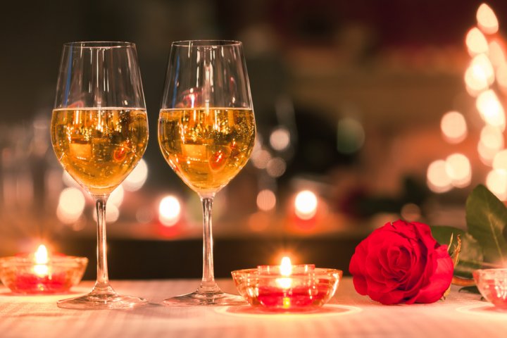 バレンタインのディナー特集2022！大阪の人気レストランでロマンチックな夜を演出！