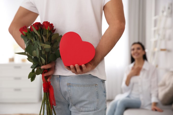 バレンタインに男性から贈るプレゼント 人気&おすすめ21選！【2024年最新】