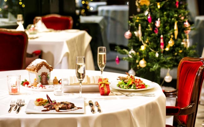 東京・銀座エリアでクリスマスディナーに人気のレストランランキング2023！デート向けの夜景や個室の情報も満載！