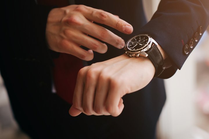 革ベルトのメンズ腕時計 人気ブランドランキング30選【2022年版】