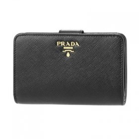 PRADA 二つ折り財布