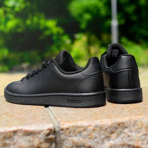 ウォーキングシューズ