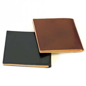 フリュー（FRUH） 二つ折り財布