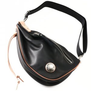 レッドムーン（REDMOON） 革バッグ