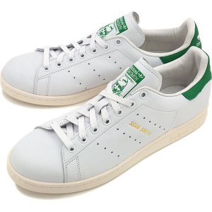 アディダス（adidas）