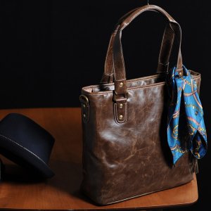 トリックスター（TRICKSTER） 革トートバッグ