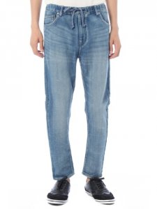 アズールバイマウジー（AZUL by moussy）