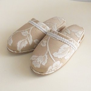 ジェニファーテイラー（Jennifer Taylor） スリッパ