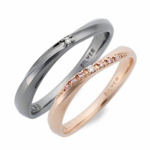 THE KISS（ザ・キッス）