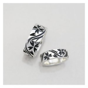 ビニッチ（Binich） 指輪