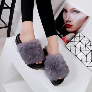 ルームシューズ