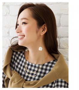 クリームドット（cream dot） イヤリング