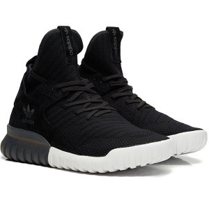 アディダス（adidas）