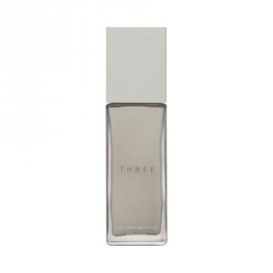 スリー（THREE）