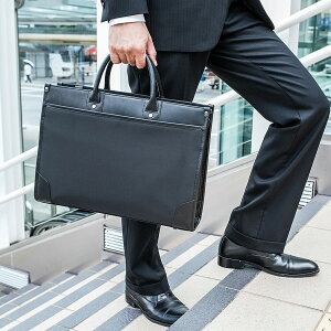 ビジネスバッグ